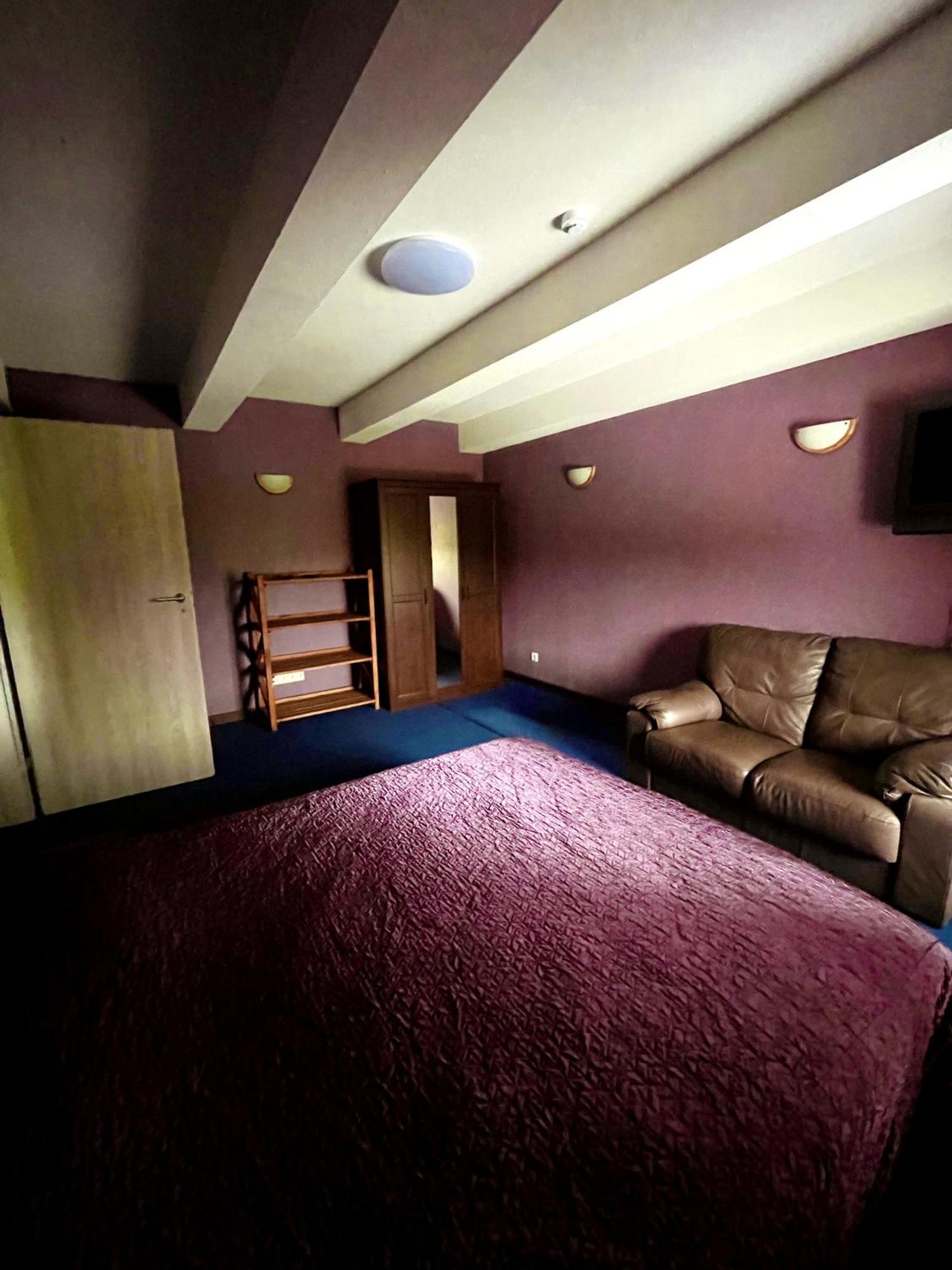 Hotel Viesu Nams “Dimantu Ferma” à Ikšķile Extérieur photo